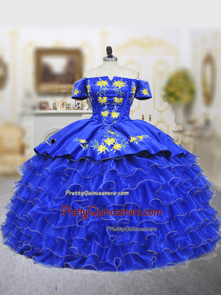 Charo Short Sleeve Ruffles Flower Embriodery Quinceanera Dress Lace Up Closure